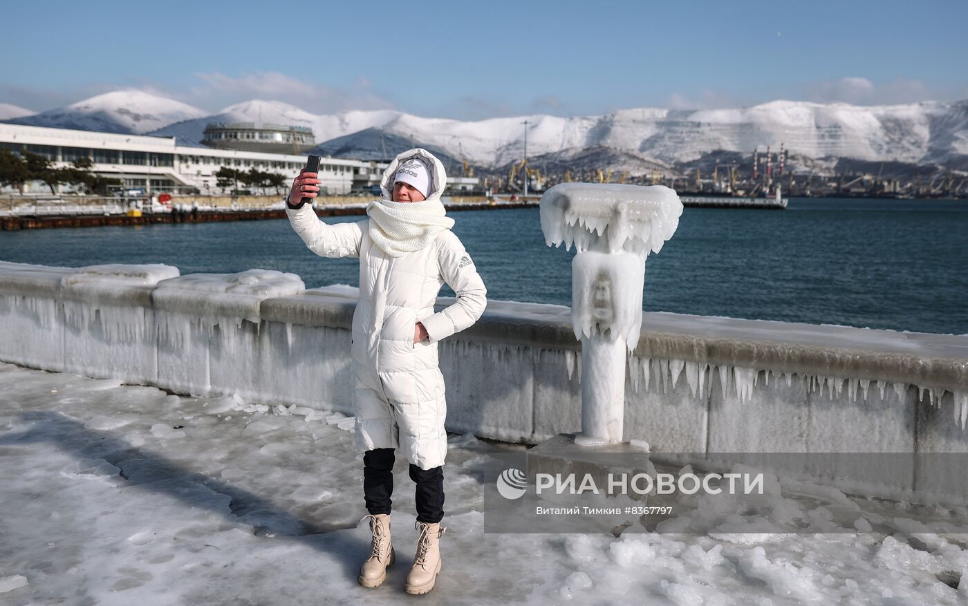 Последствия шторма в Новороссийске