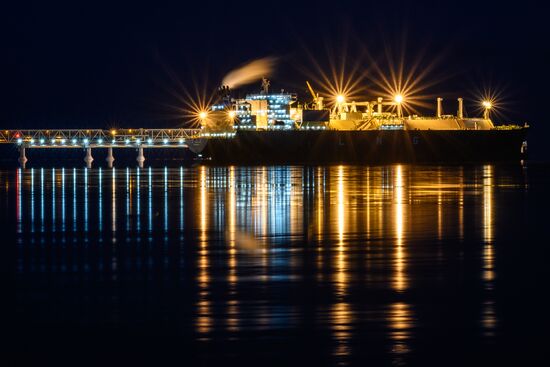 Завод по переработке СПГ на Сахалине