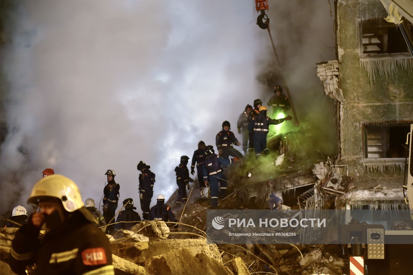 Ликвидация последствий взрыва газа в жилом доме в Новосибирске