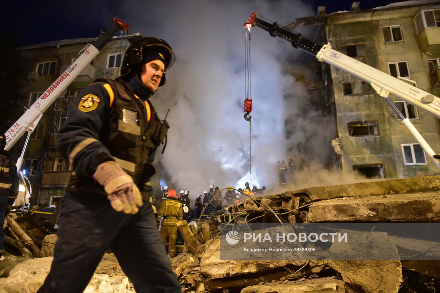 Ликвидация последствий взрыва газа в жилом доме в Новосибирске | РИА  Новости Медиабанк