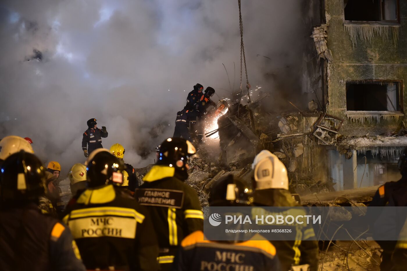 Ликвидация последствий взрыва газа в жилом доме в Новосибирске
