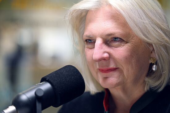 Интервью экс-министра иностранных дел Австрии К. Кнайсль агентству РИА Новости