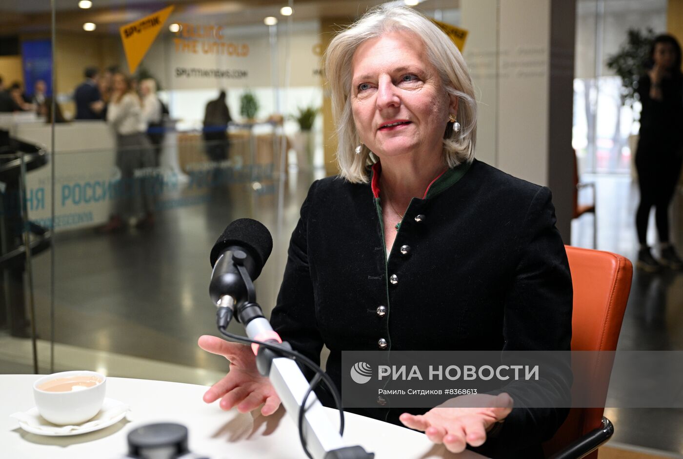 Интервью экс-министра иностранных дел Австрии К. Кнайсль агентству РИА Новости