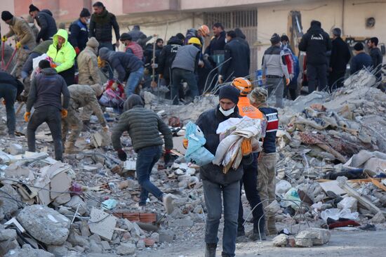 Ликвидация последствий землетрясения в Турции