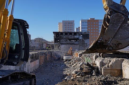 Снос аварийных домов в Мариуполе