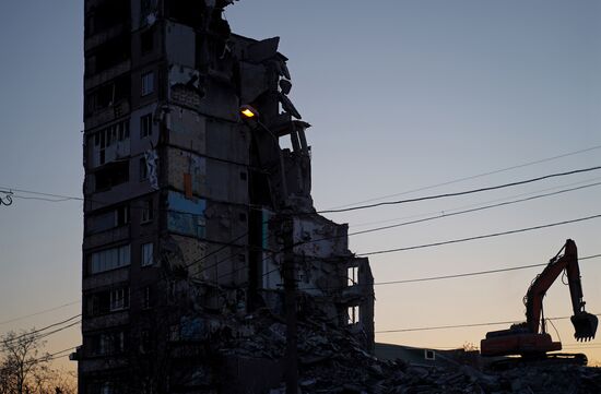 Снос аварийных домов в Мариуполе