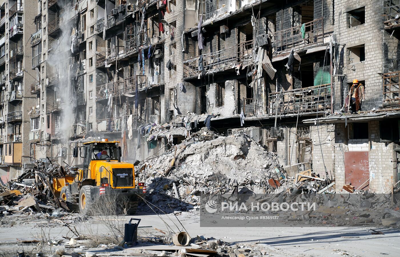 Снос аварийных домов в Мариуполе
