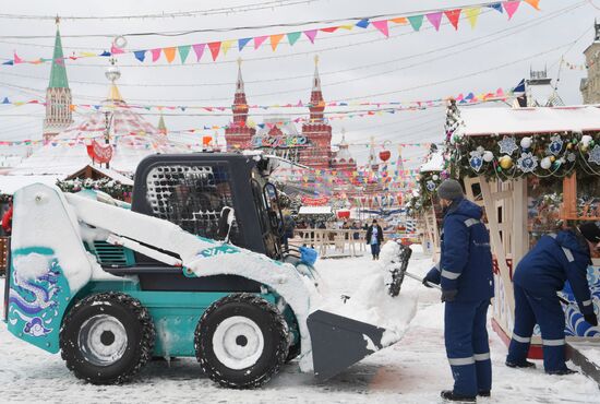 Снег в Москве