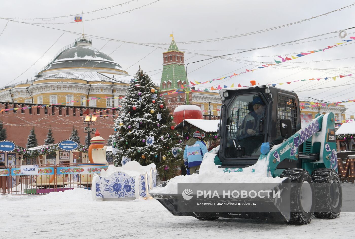 Снег в Москве