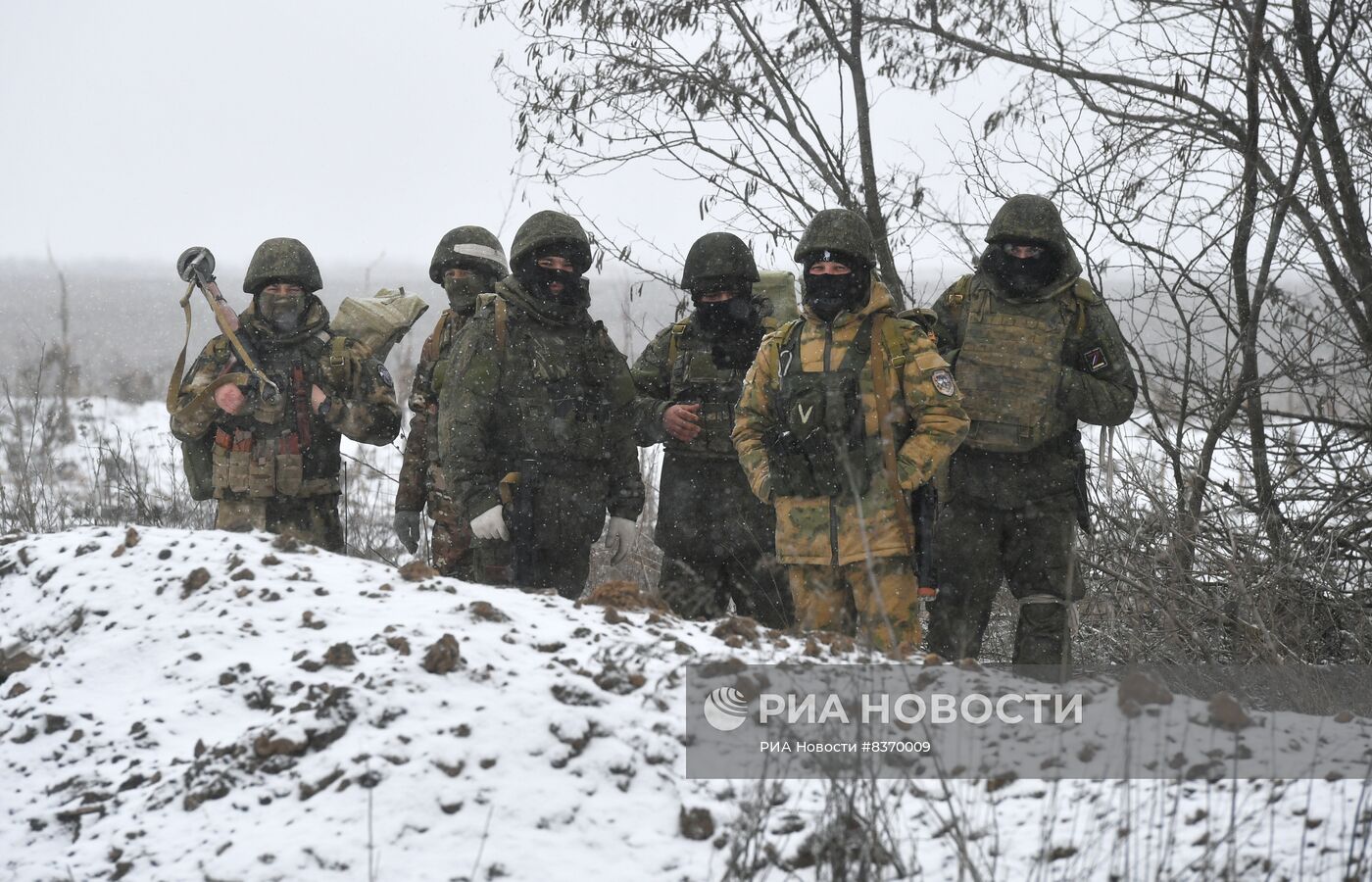 Подготовка мобилизованных военнослужащих РФ на полигоне в Запорожской области