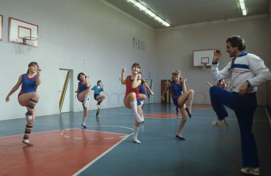 Школа №1 в поселке Софрино