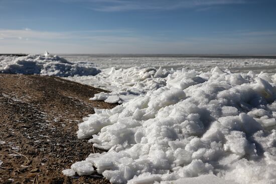 Азовское море замерзло в Краснодарском крае