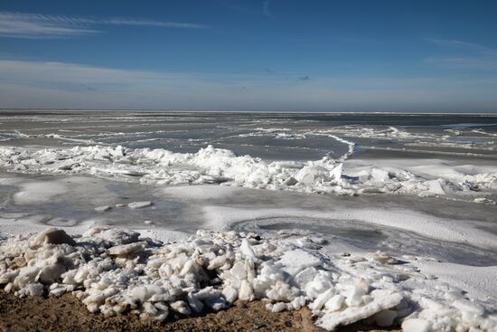 Азовское море замерзло в Краснодарском крае