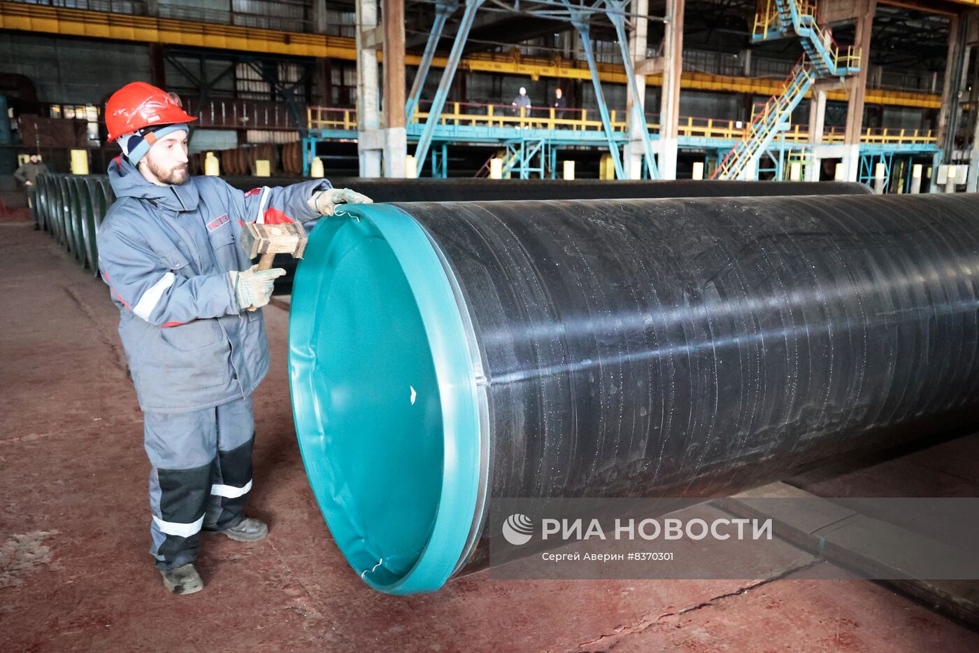 Производство труб для строящегося водовода из Ростовской области в ДНР