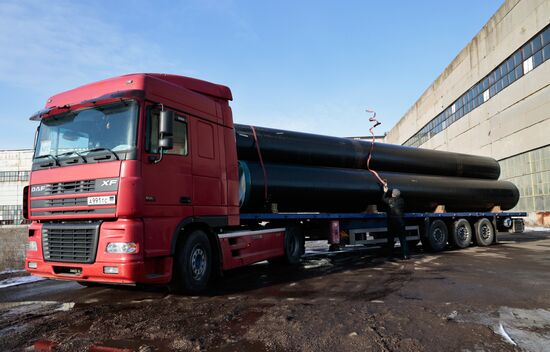 Производство труб для строящегося водовода из Ростовской области в ДНР
