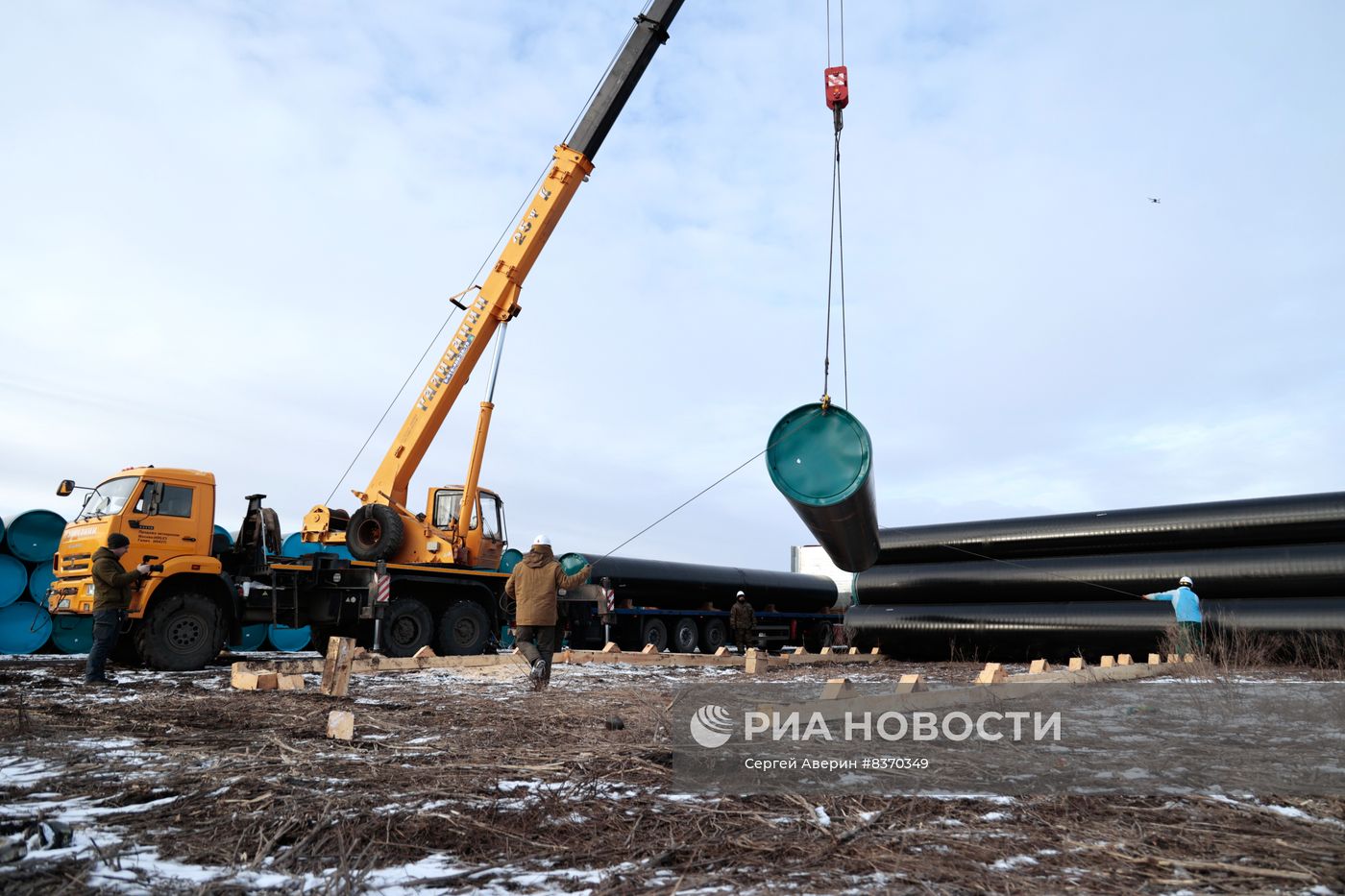 Производство труб для строящегося водовода из Ростовской области в ДНР