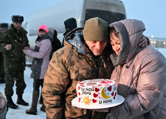 Возвращение российских военнопленных с территории Украины