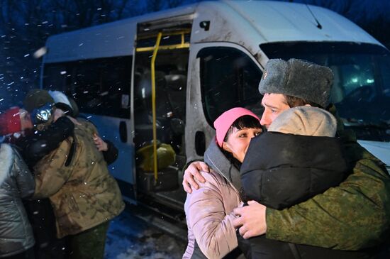 Возвращение российских военнопленных с территории Украины