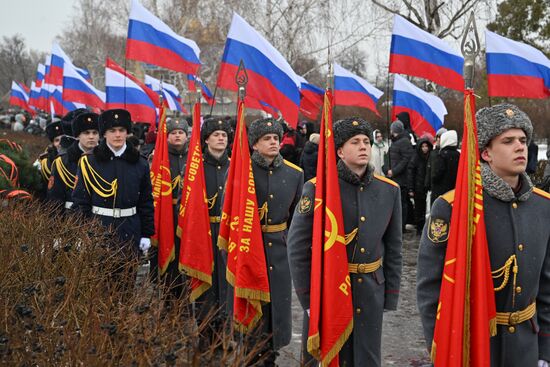 Празднование 80-летия освобождения Луганска от немецко-фашистских захватчиков