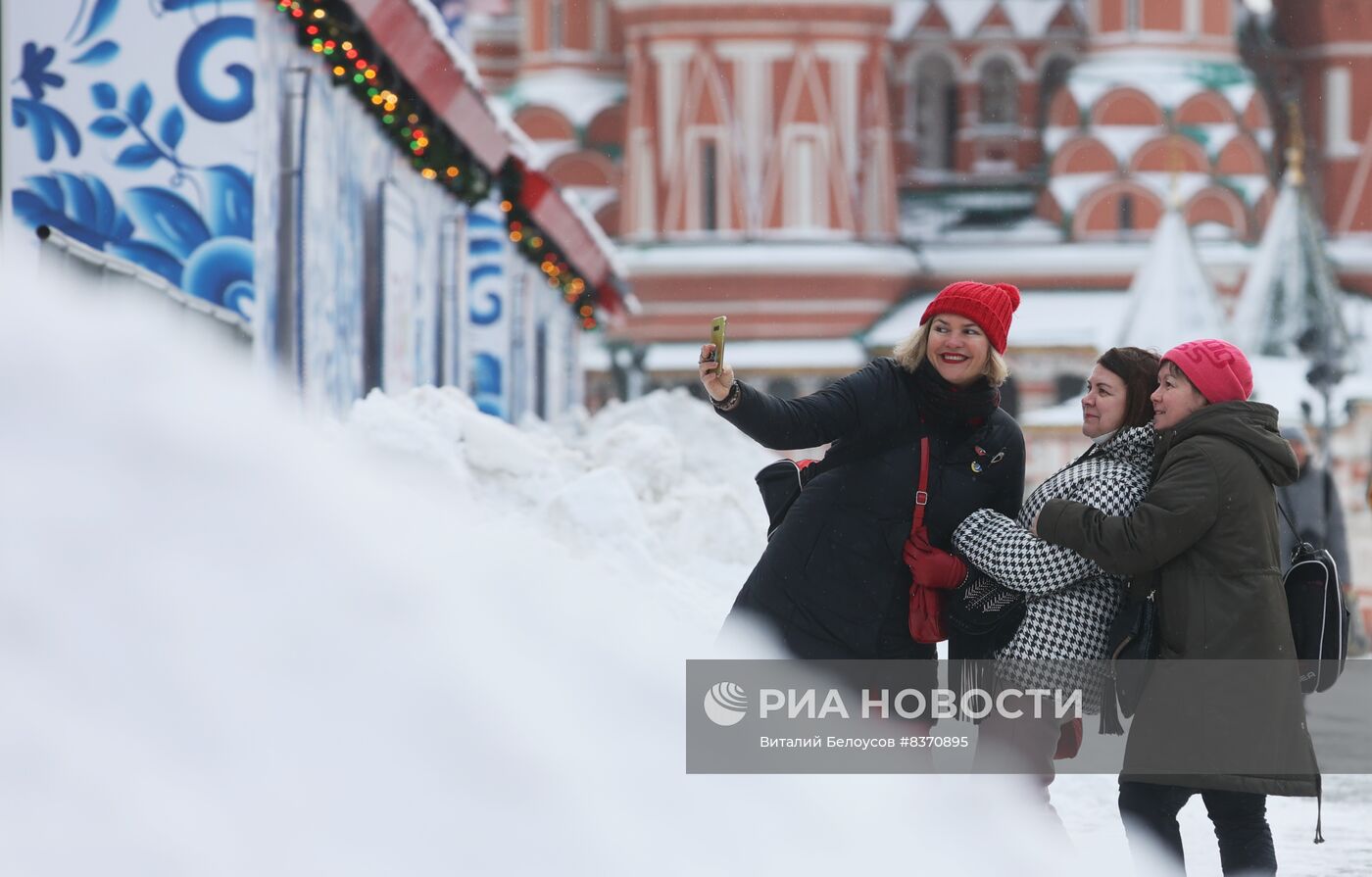 Снег в Москве