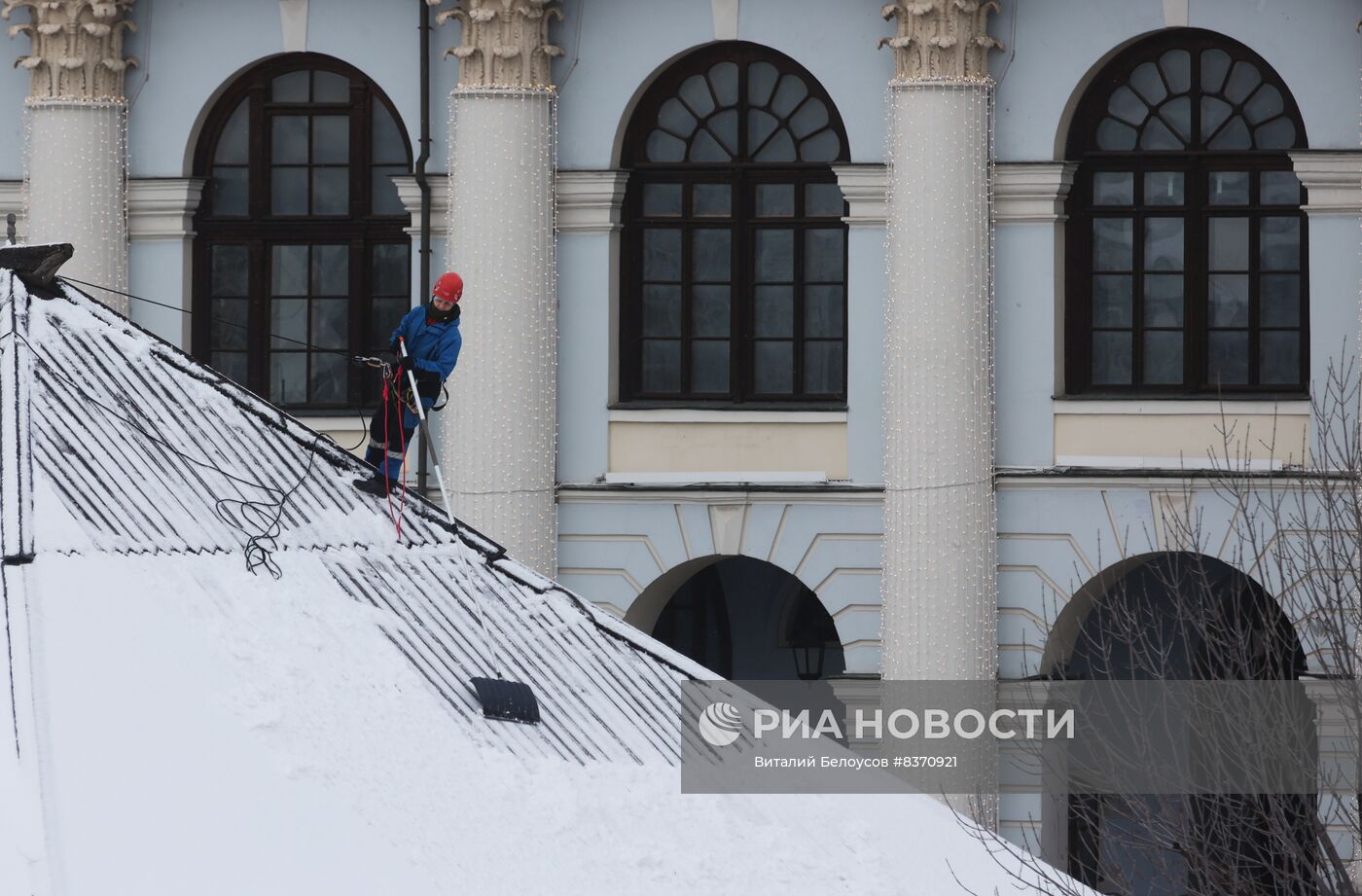 Снег в Москве