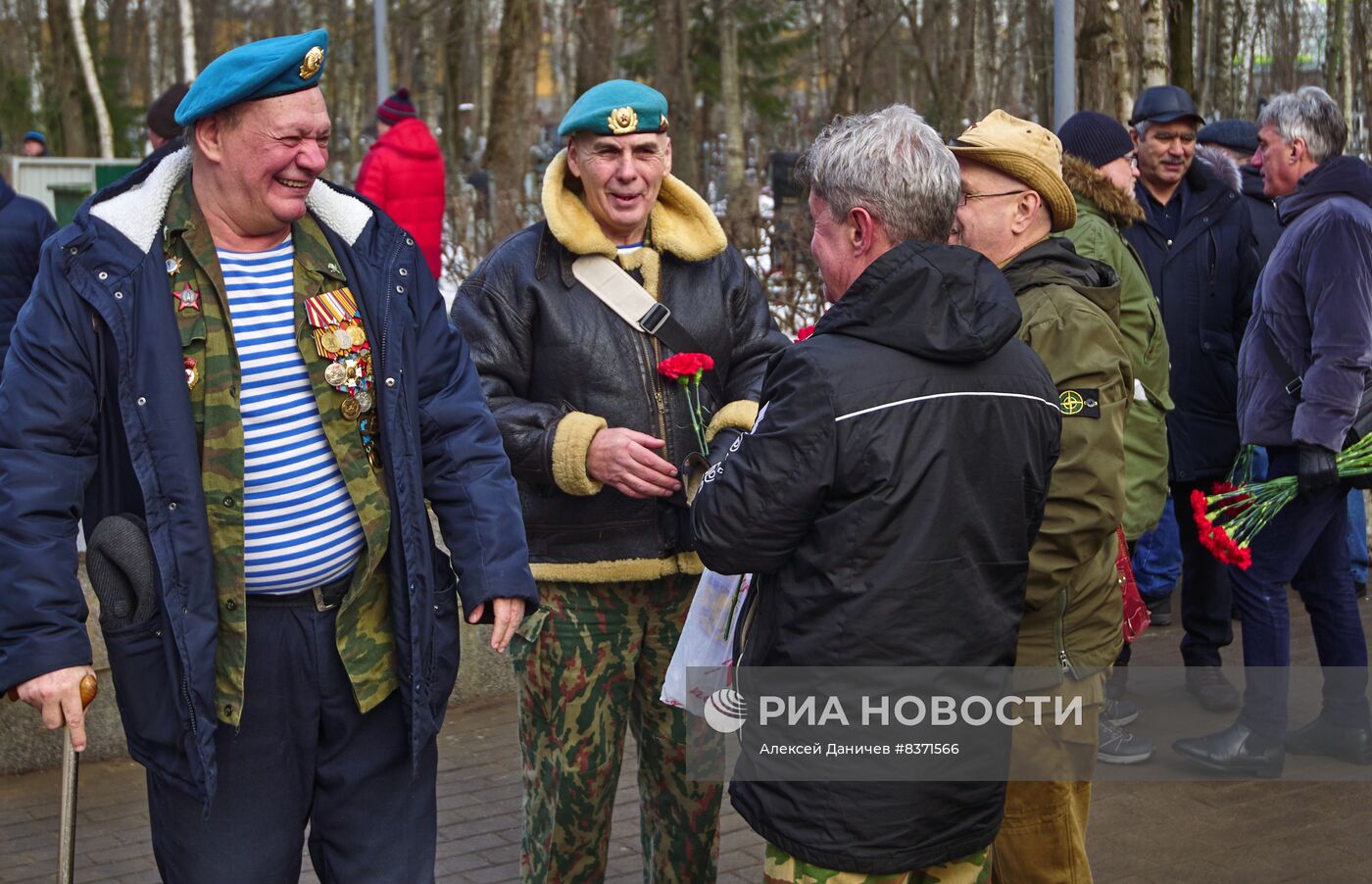 Траурная церемония ко дню вывода советских войск из Афганистана в Петербурге