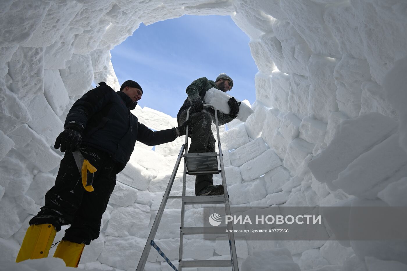 Фестиваль Иглу-2023 "Город эскимосов" в Новосибирске