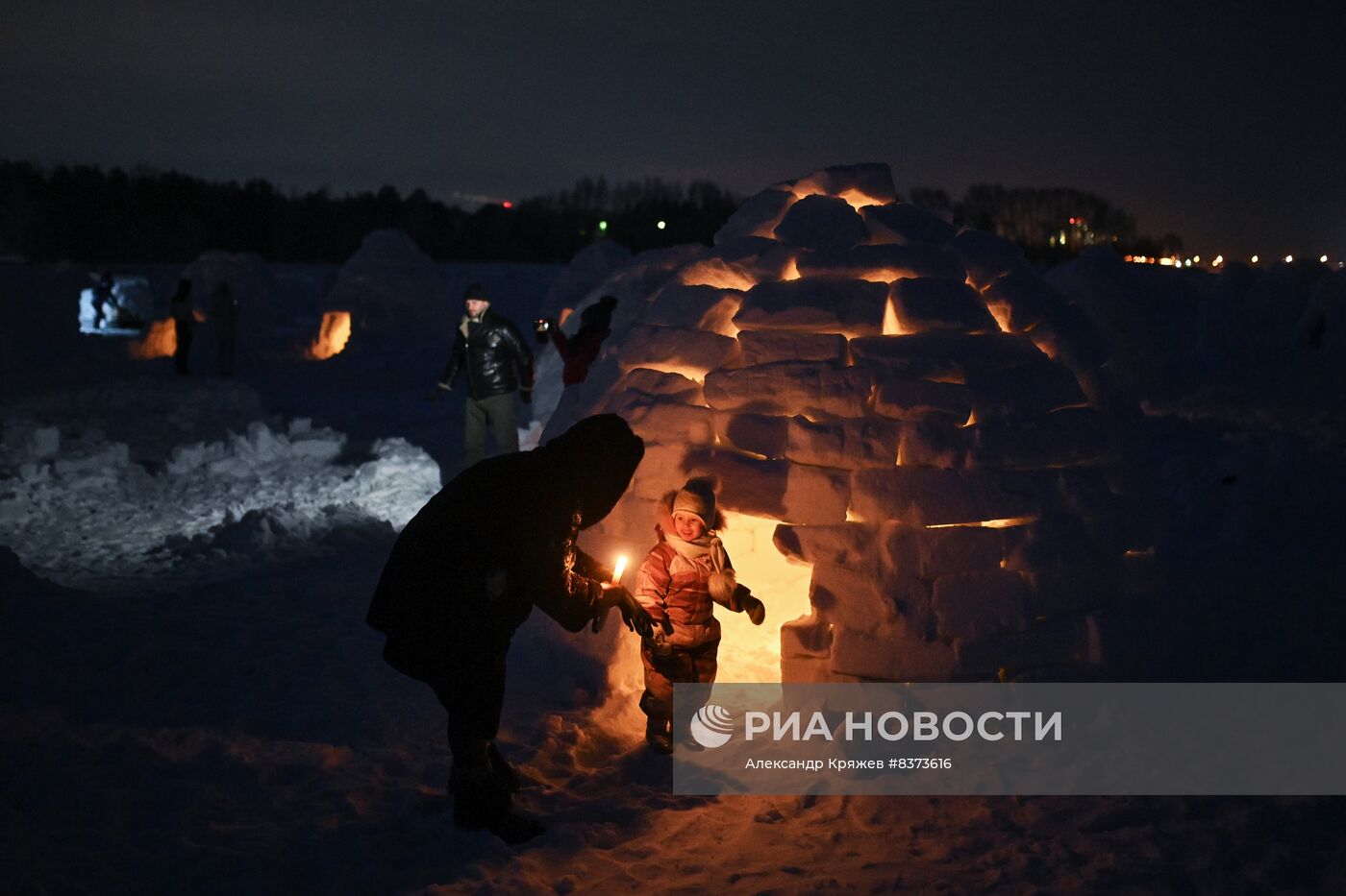 Фестиваль Иглу-2023 "Город эскимосов" в Новосибирске