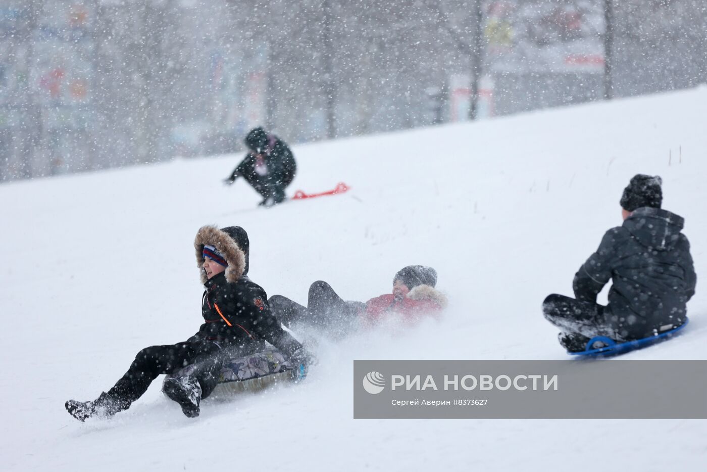 Зимний отдых горожан в Донецке