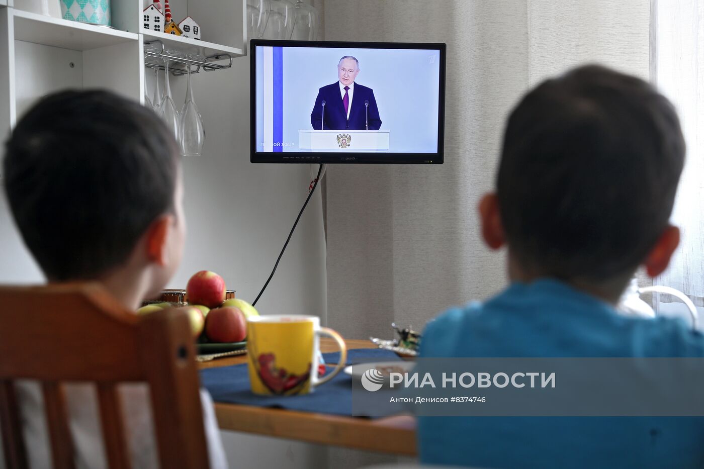 Трансляция послания президента РФ В. Путина