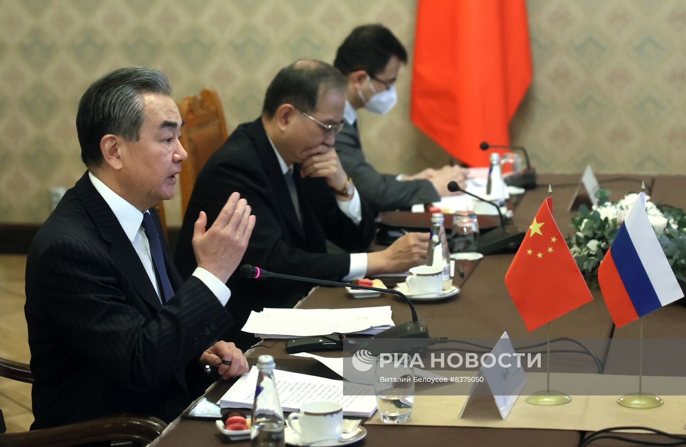 Встреча секретаря Совбеза России Н. Патрушева с членом Политбюро ЦК КПК Ван И