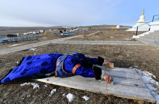 Празднование буддийского Нового года в России