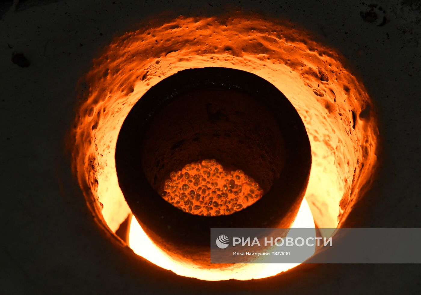 Драгоценные металлы, произведенные на предприятии "Красцветмет"