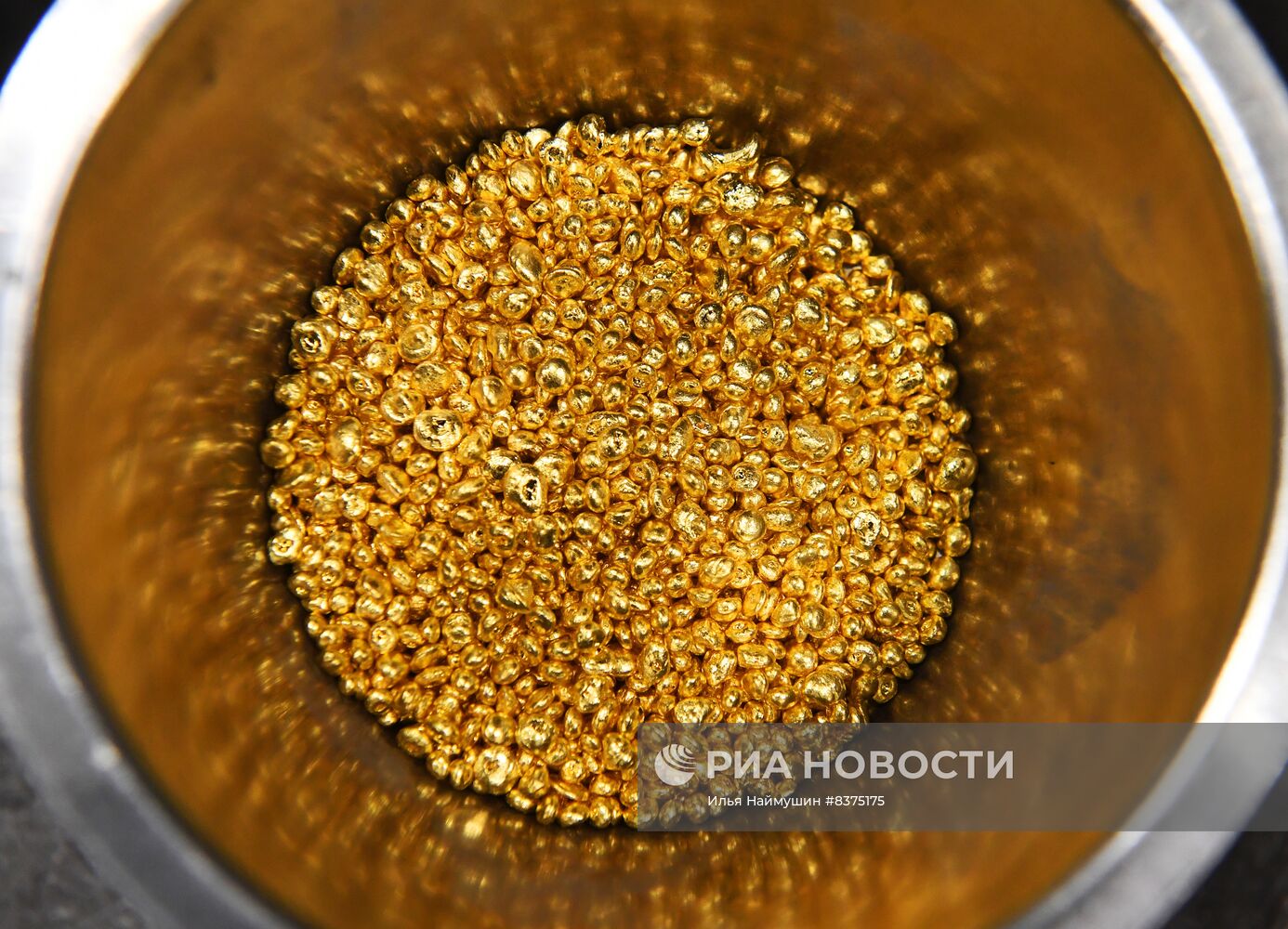 Драгоценные металлы, произведенные на предприятии "Красцветмет"