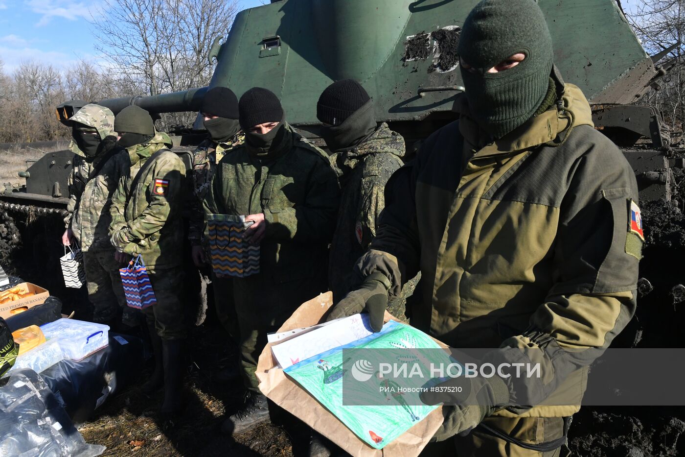 Передача подарков к 23 февраля военным в южном секторе СВО