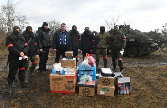 Передача подарков к 23 февраля военным в южном секторе СВО