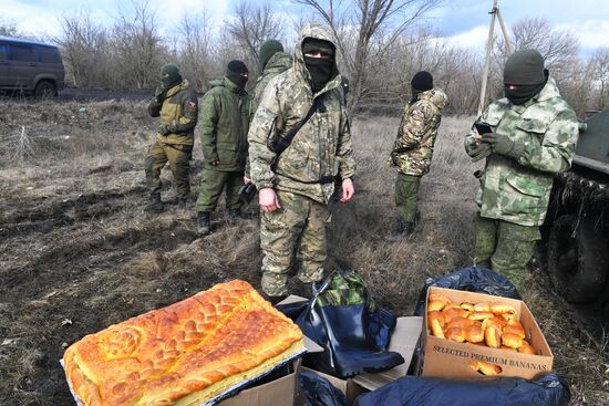 Передача подарков к 23 февраля военным в южном секторе СВО