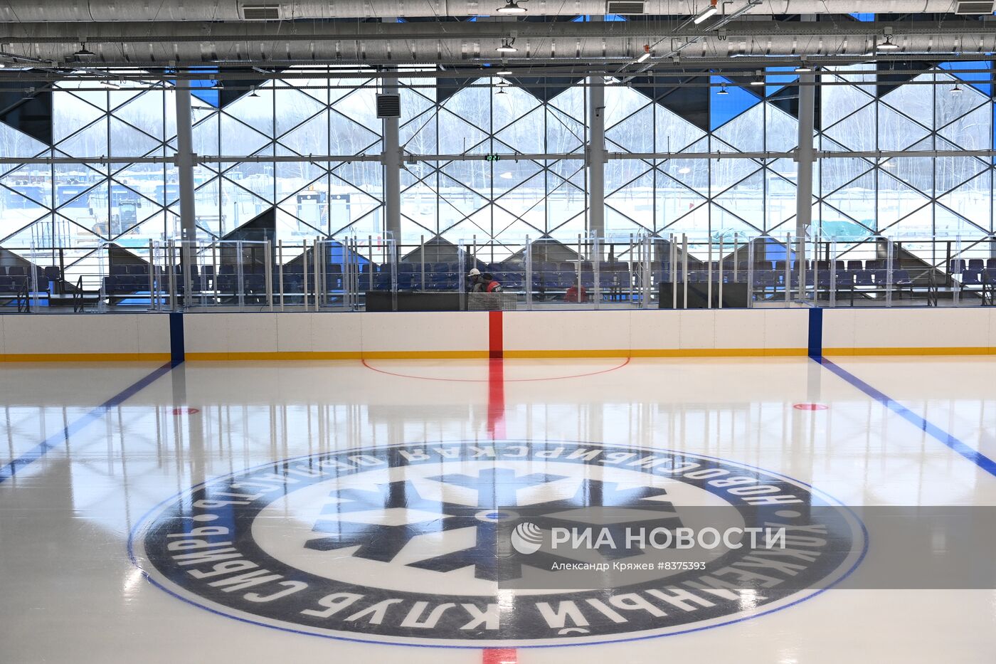 Ледовый дворец спорта "Сибирь-Арена"