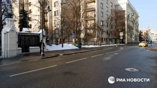 Ван И приехал на переговоры с Лавровым