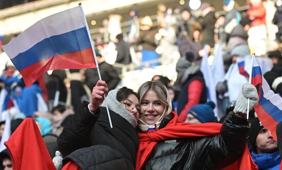 Митинг-концерт "Слава защитникам Отечества!" в Москве