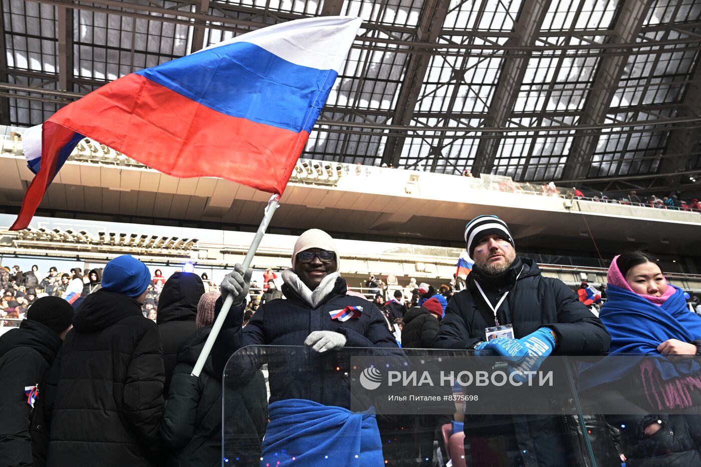 Митинг-концерт "Слава защитникам Отечества!" в Москве