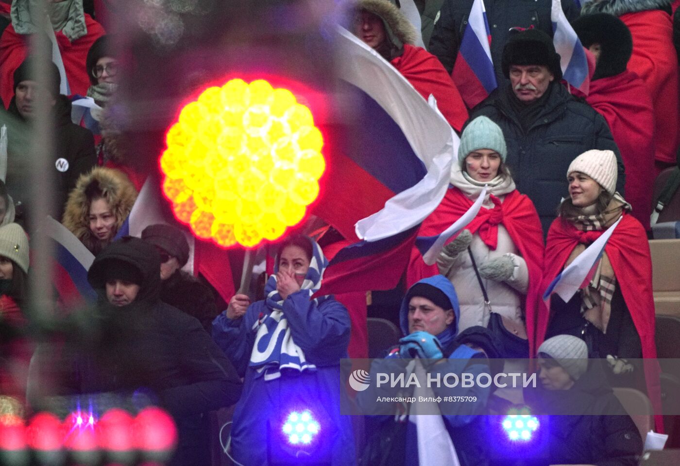 Митинг-концерт в "Лужниках" 