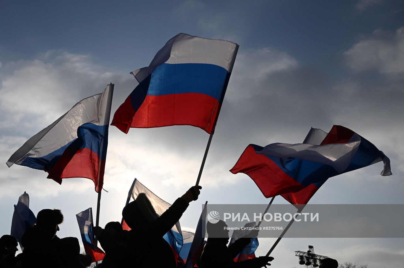 Митинг-концерт "Слава защитникам Отечества!" в Москве