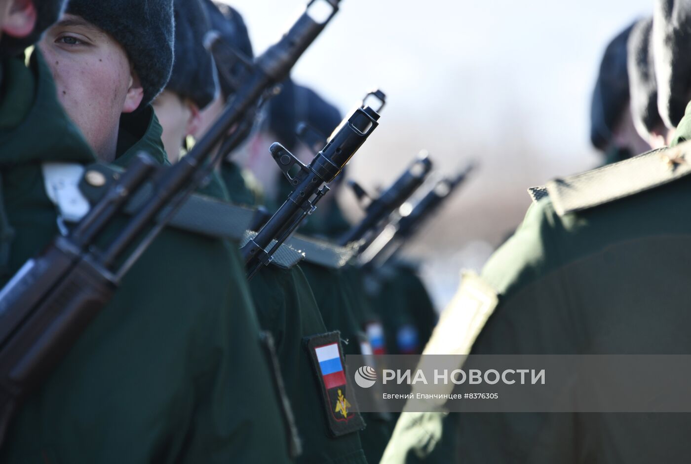 Празднование Дня защитника Отечества в регионах России