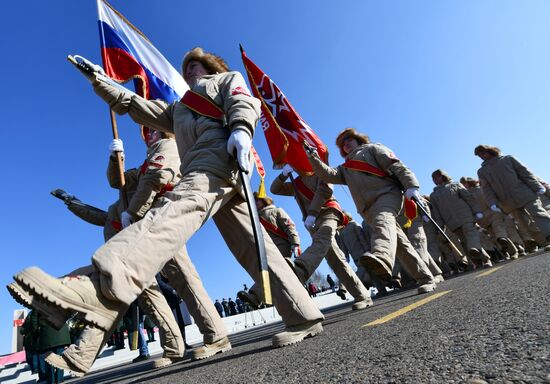 Празднование Дня защитника Отечества в регионах России