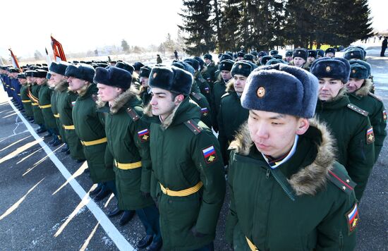 Празднование Дня защитника Отечества в регионах России