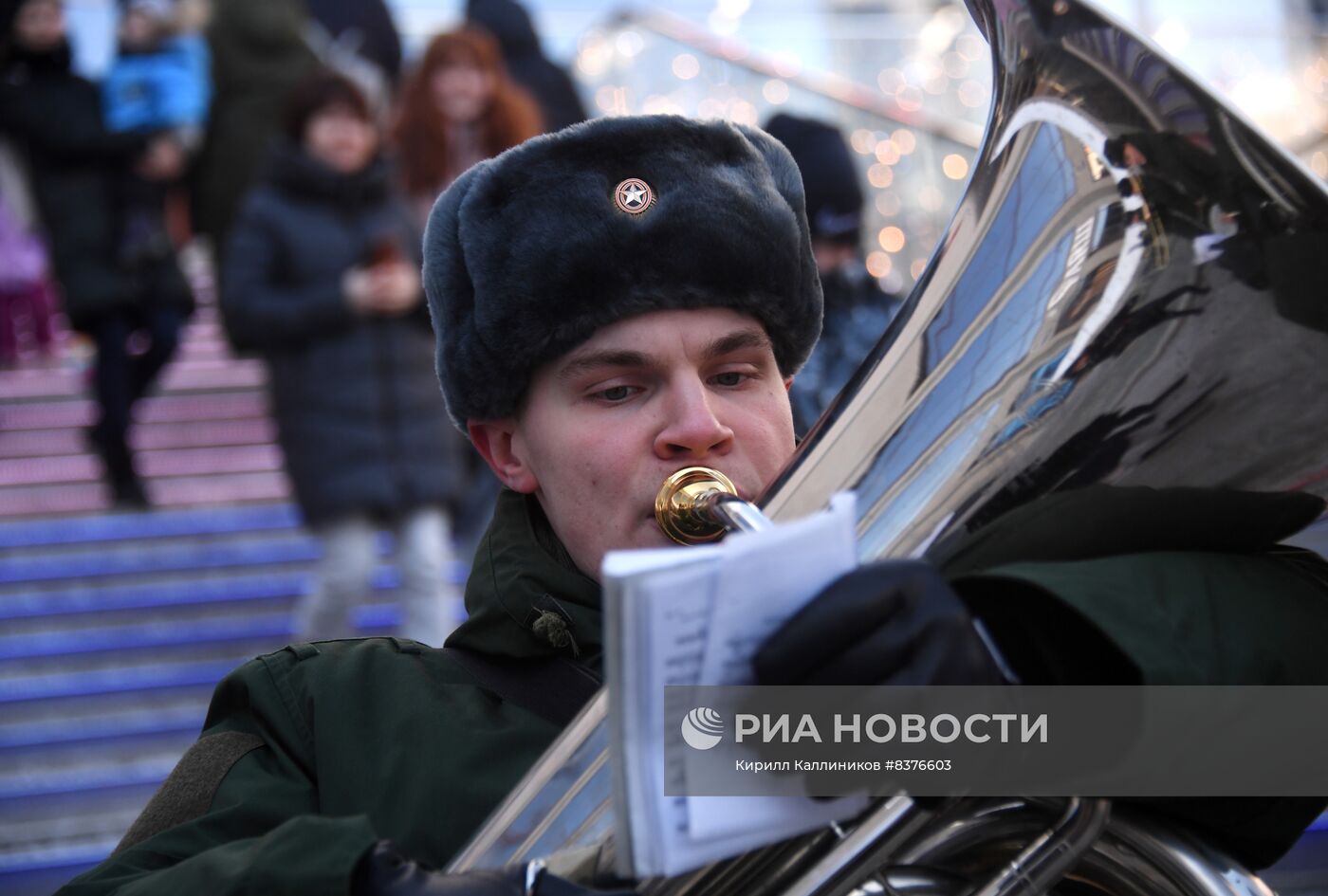 Празднование Дня защитника Отечества в Москве 