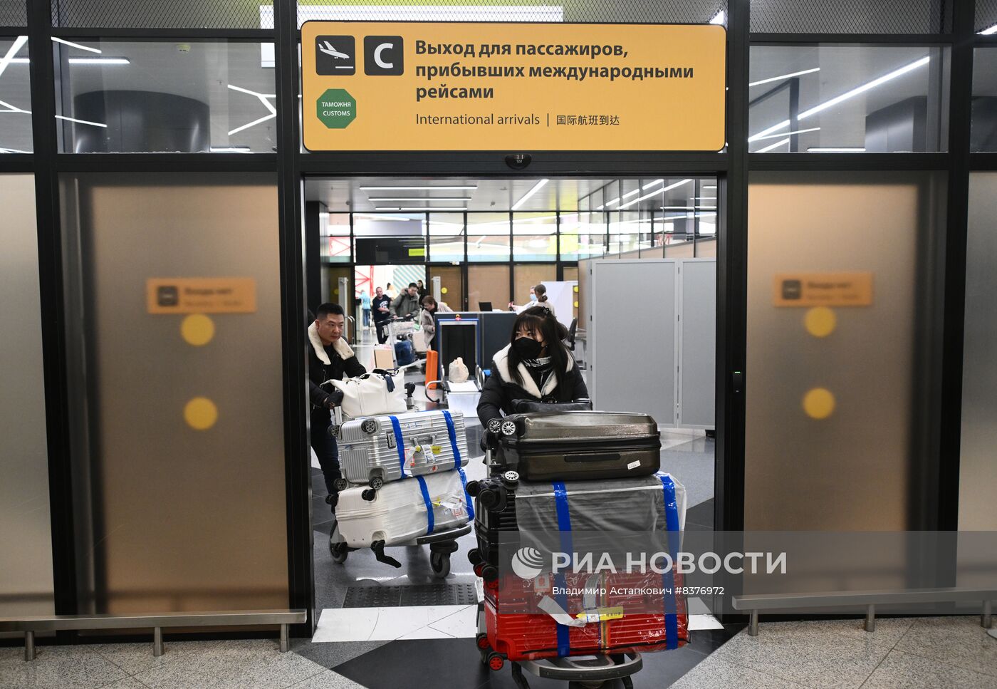 Первая группа туристов из Китая прибыла в Москву