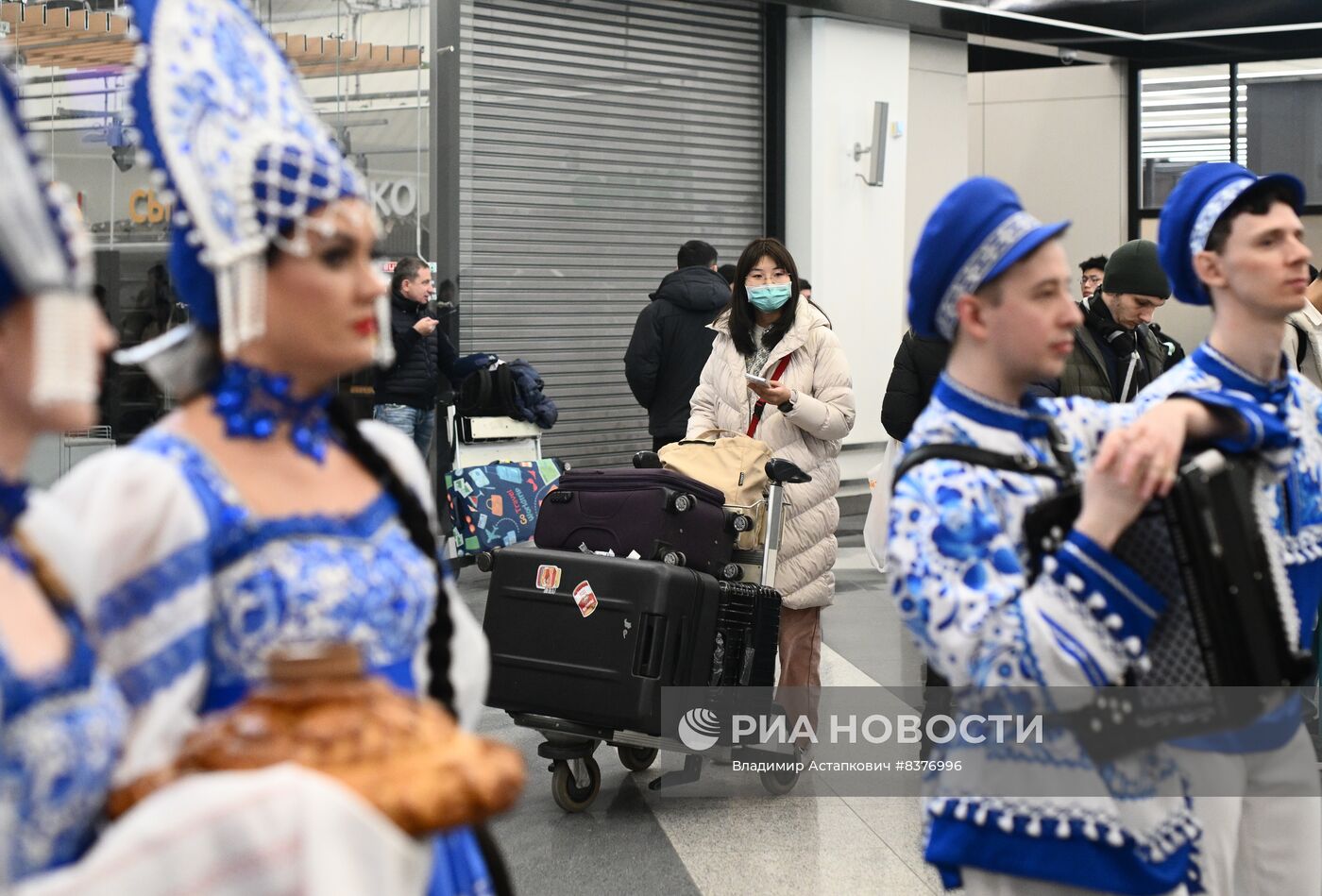 Первая группа туристов из Китая прибыла в Москву