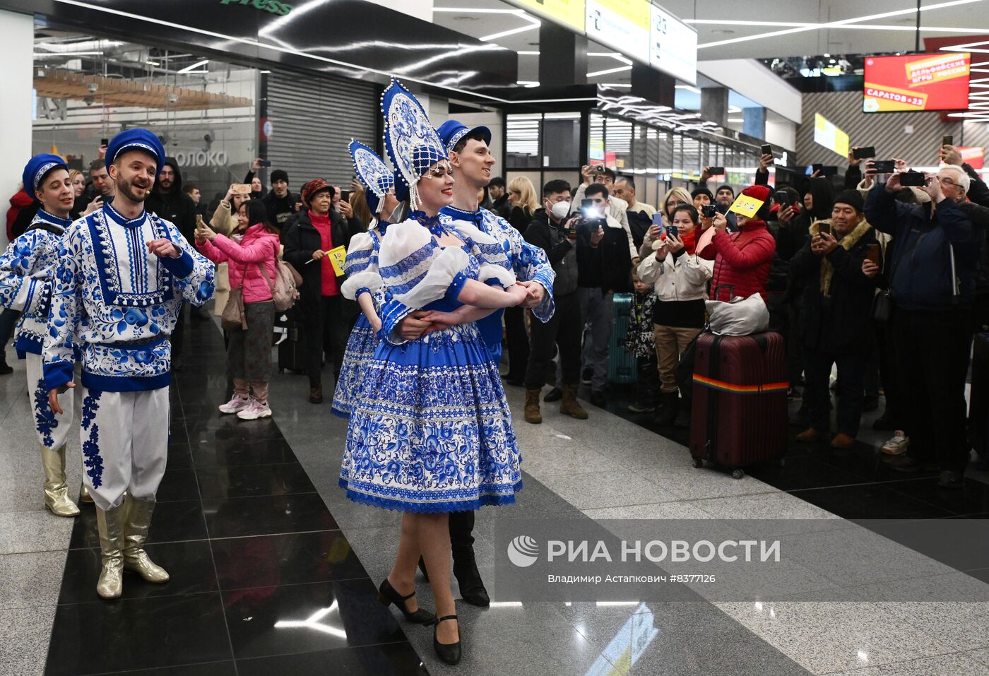 Первая группа туристов из Китая прибыла в Москву